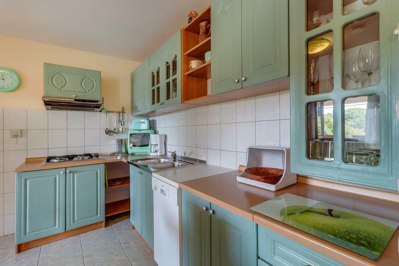 Apartmani Rukonic Aleksandar Nerezine Exterior foto